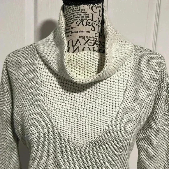 Sanctuary Dunaway Cowl Neck Pullover Sweater Milk - Picture 3 of 6